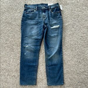 NWT Old Navy mid-rise boyfriend Distressed Jeans